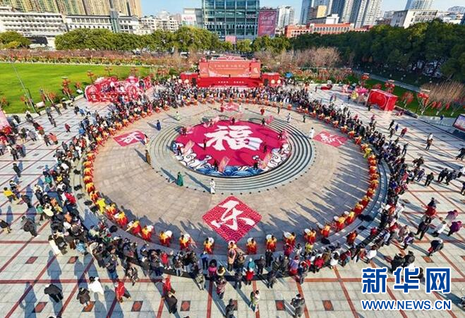 湖北宜昌:西陵庙会年味浓-&qu